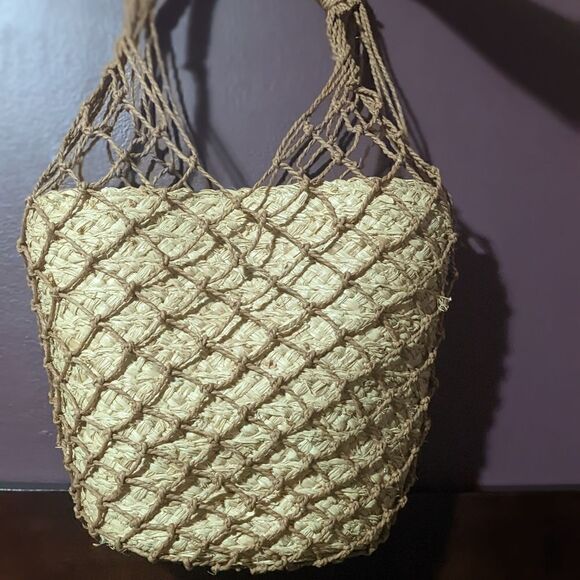 Cute bag   - Picture 2 of 4